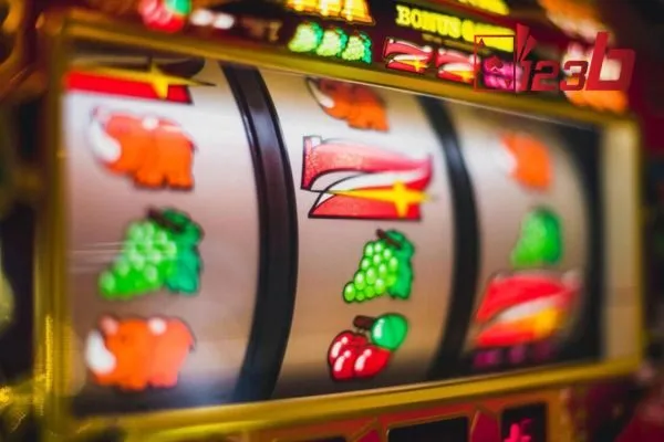 Slot free